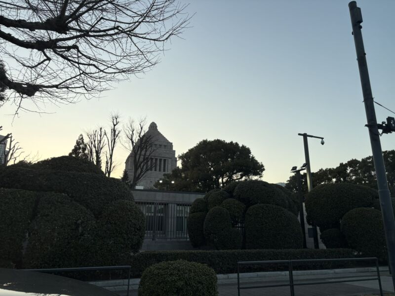 Image for the Tweet beginning: デトックス終わり

来る特別国会にむけて
厚生労働委員会
ODA特別委員会
国際問題調査会

やるべきこと、
事前調査🧐があるので、

たくさん泣いて
デジタルデトックスは
終わりにしました。

わたしが泣いてどうする！

苦しい暮らし
不安な未来を抱えながら
頑張る人がたくさんいます。 